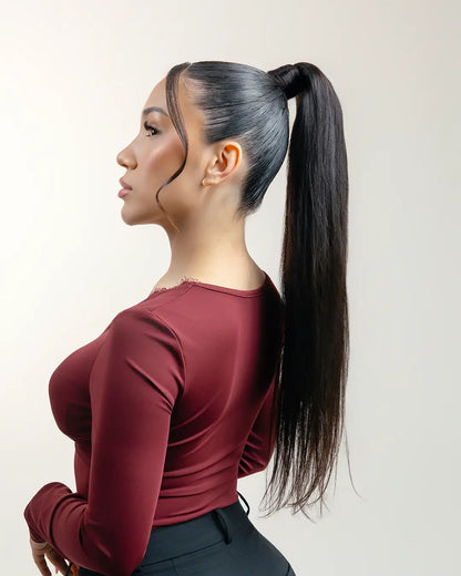 KEYLA: coleta postiza de pelo natural lisa